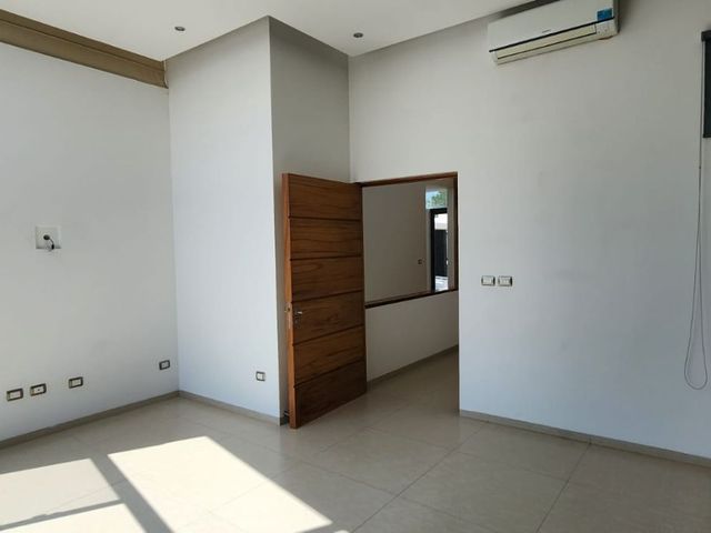 place photo 55