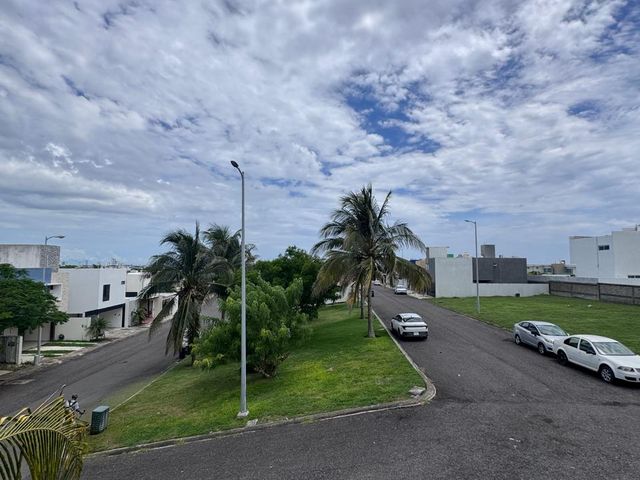 place photo 63