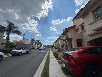 place photo 32