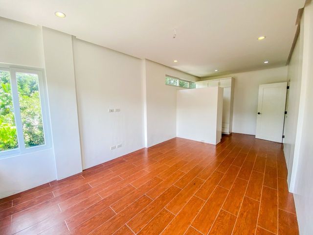 place photo 55