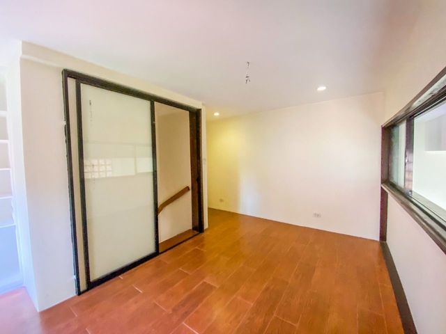 place photo 71