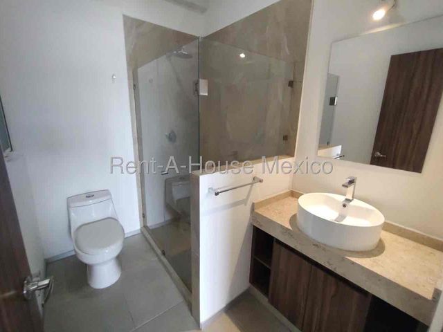 place photo 23