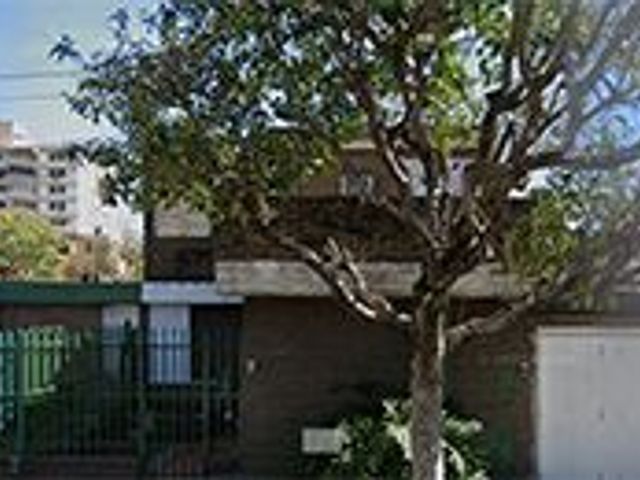 VENDO CASA APTA 2 FAMILIAS ZONA SUR
