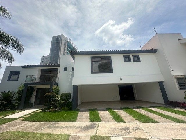 place photo 38