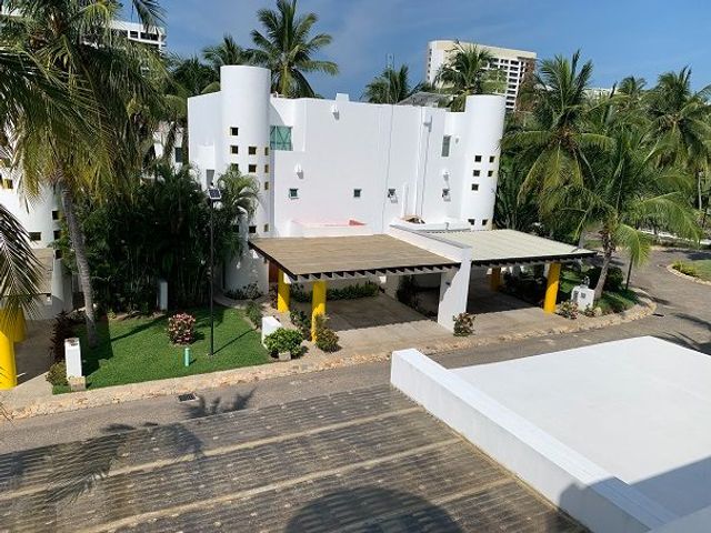 place photo 48