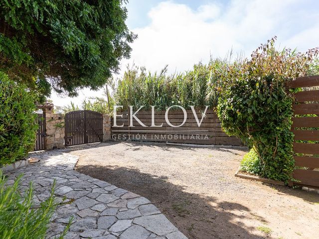place photo 62