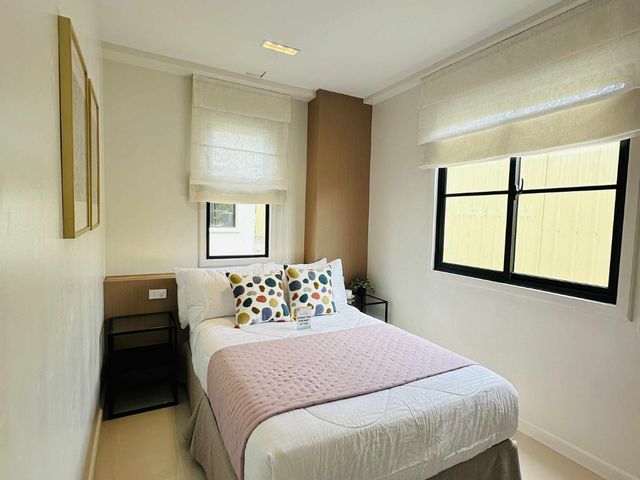 place photo 57