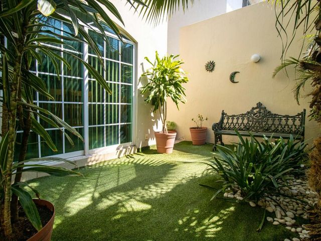 place photo 18