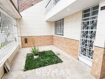 place photo 105