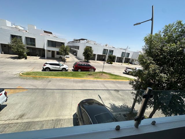 place photo 85