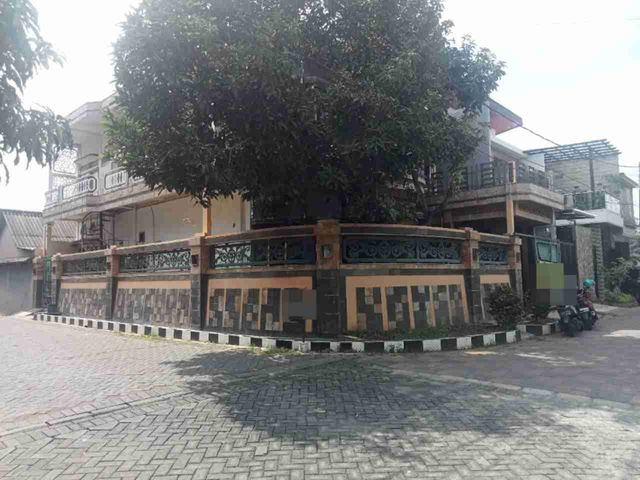 🏡 *Rumah Surabaya* 
📍 *Pondok Maritim Indah, Karang Klumprik*