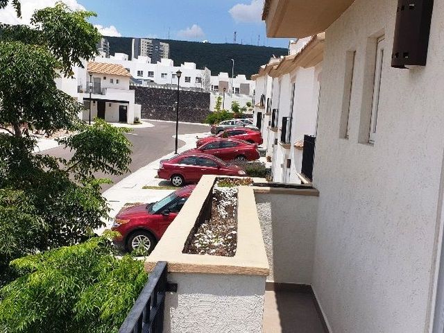 place photo 27
