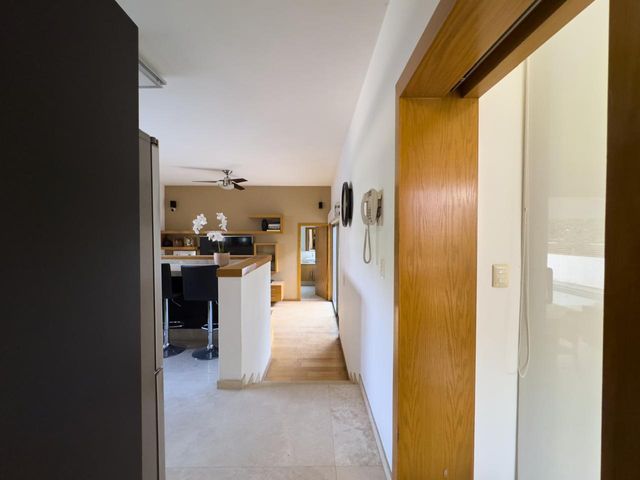 place photo 57