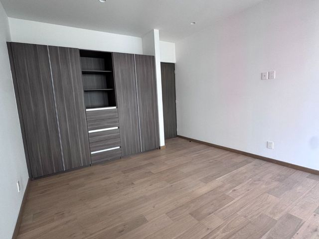 place photo 48