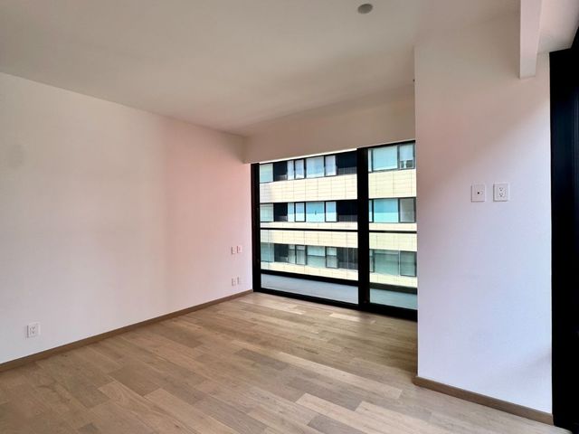 place photo 54