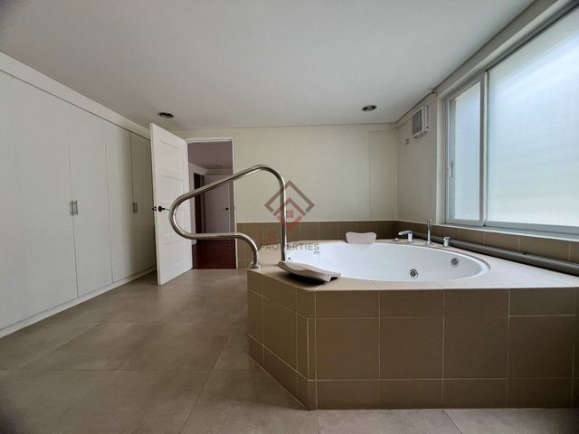 place photo 53