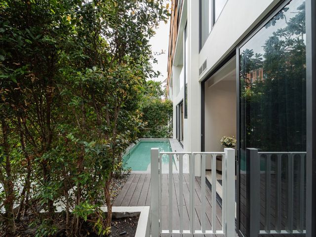place photo 96