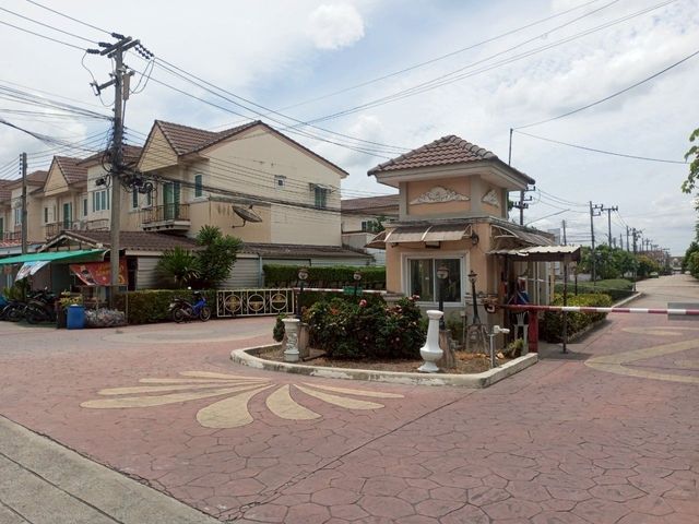 place photo 12