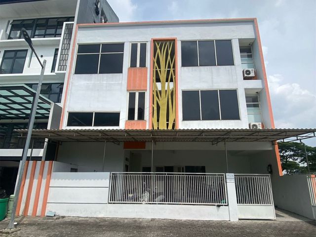 Jual Rumah Kos Aktif Citraland Waterfront Surabaya Barat