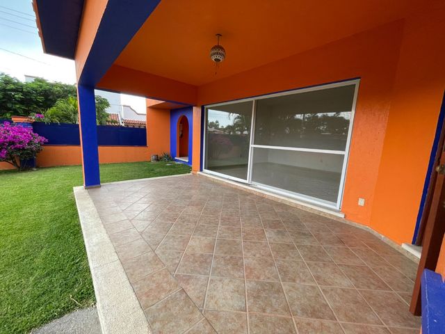 place photo 48