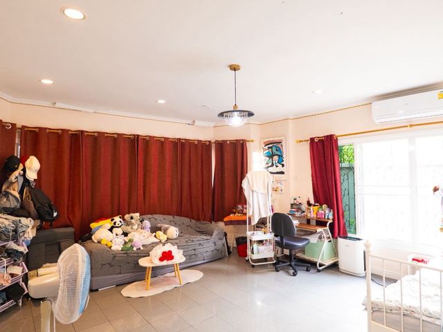 place photo 18