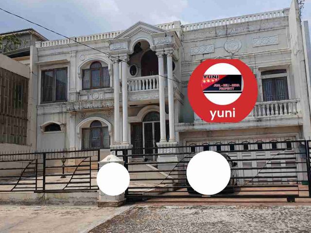 Rumah jual Boulevard komersil strategis Kota Wisata Cibubur