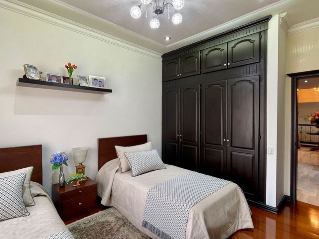 place photo 66