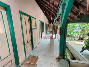 Rumah dijual di Menddoyo