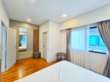 place photo 49