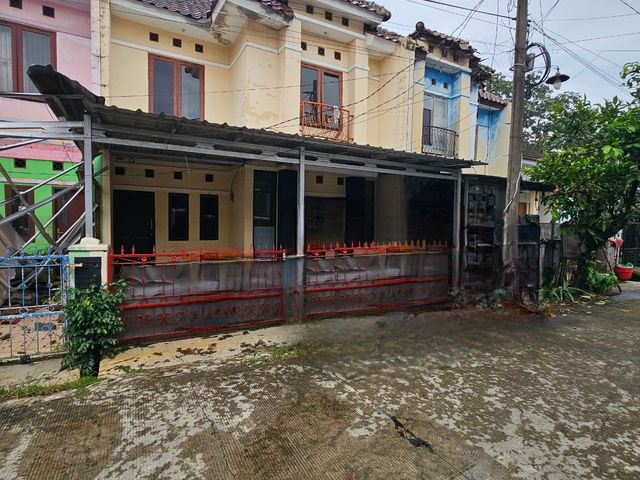 SUPER NEGO! JUAL CPT! RUmah Dijual Cilangkap, Tapos. Dalam Komplek.