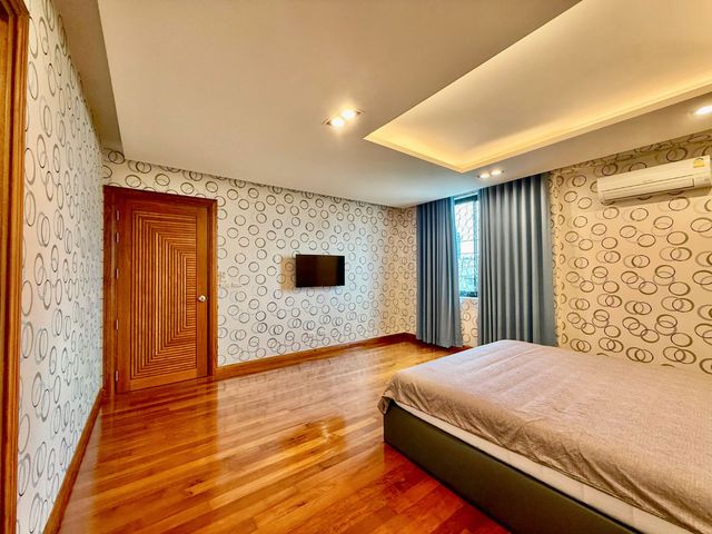 place photo 43
