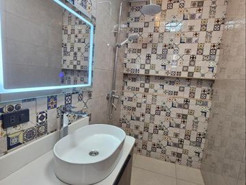 place photo 23