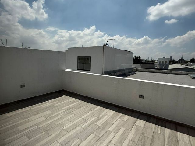 place photo 38