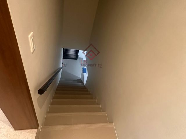place photo 54