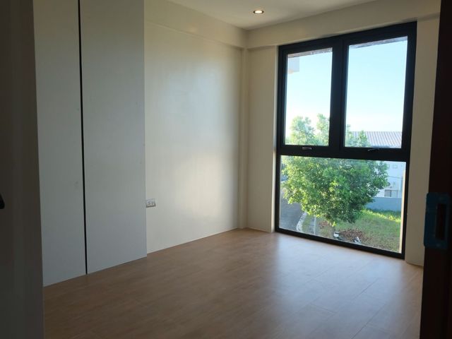 place photo 70