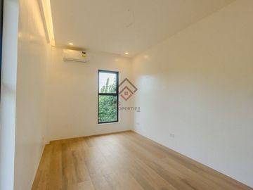 place photo 58