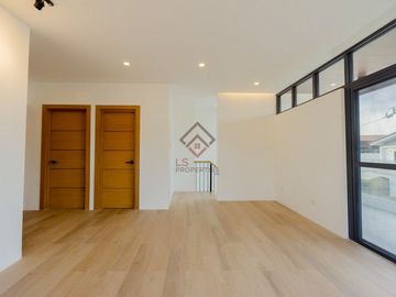 place photo 54