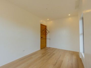 place photo 60