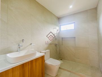 place photo 61
