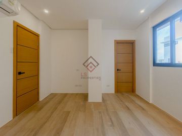 place photo 81