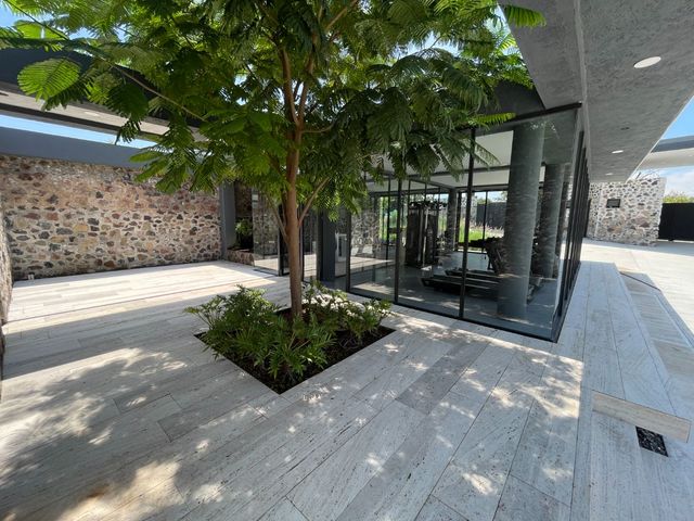 place photo 57