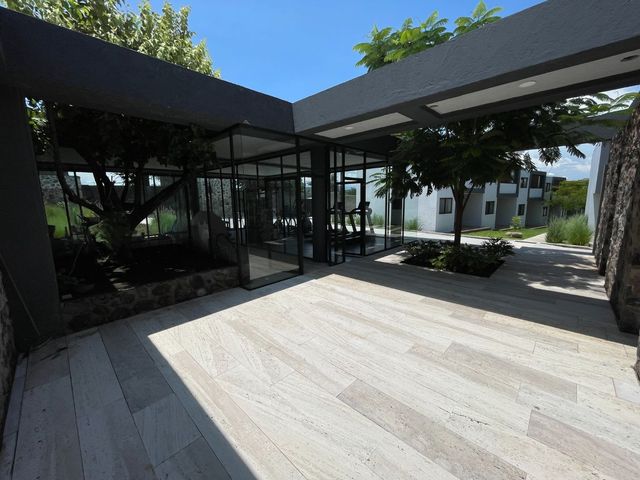 place photo 65