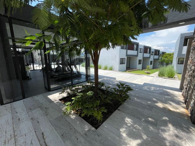 place photo 67