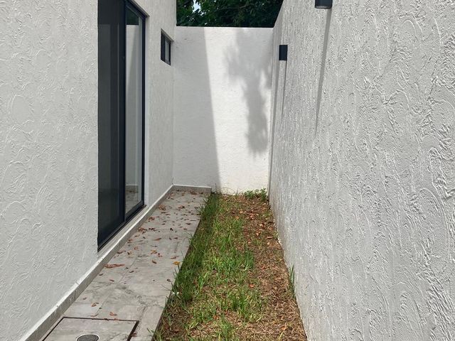 place photo 54