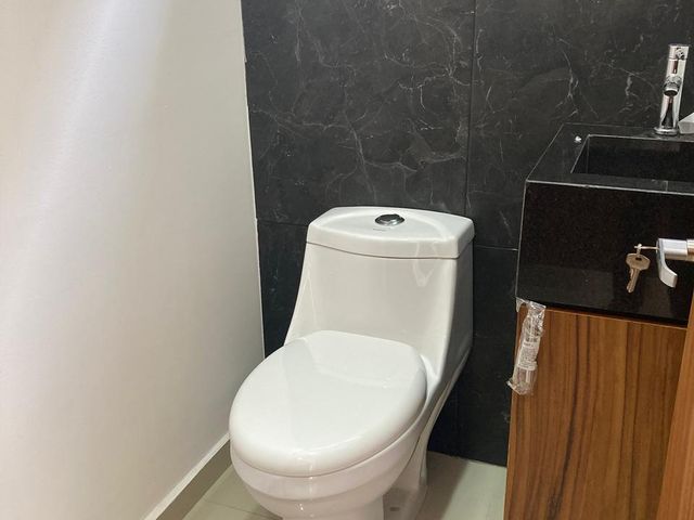place photo 48