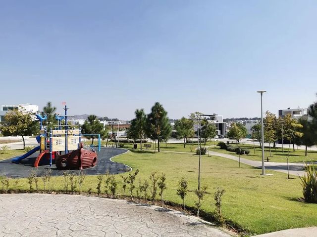 place photo 52