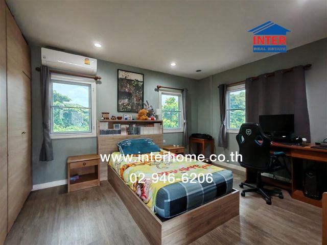 place photo 23