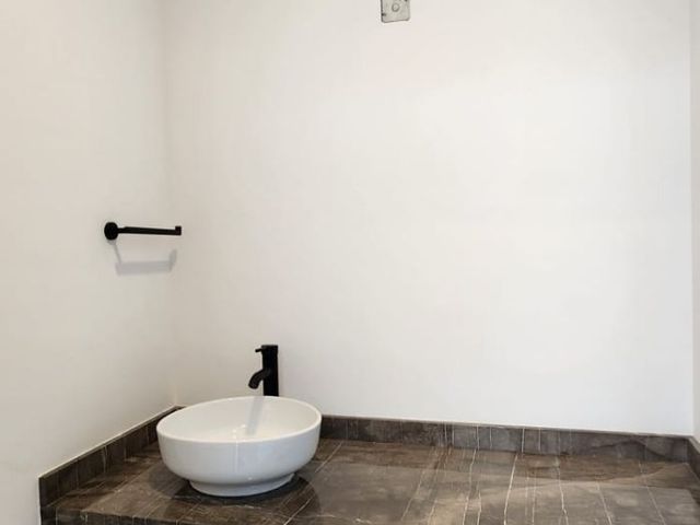 place photo 50