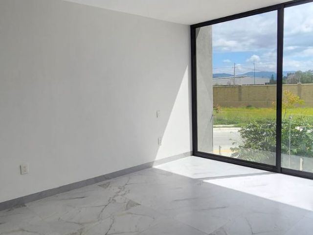 place photo 52