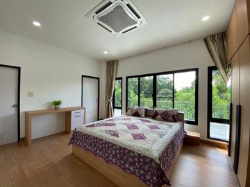 place photo 65